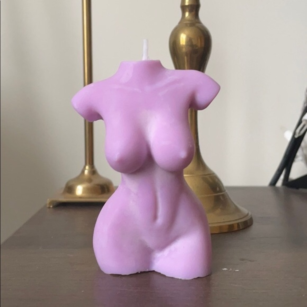 Female body Candle 🔮💧